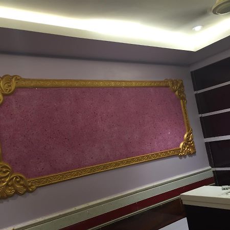 מומביי Hotel Marhaba מראה חיצוני תמונה